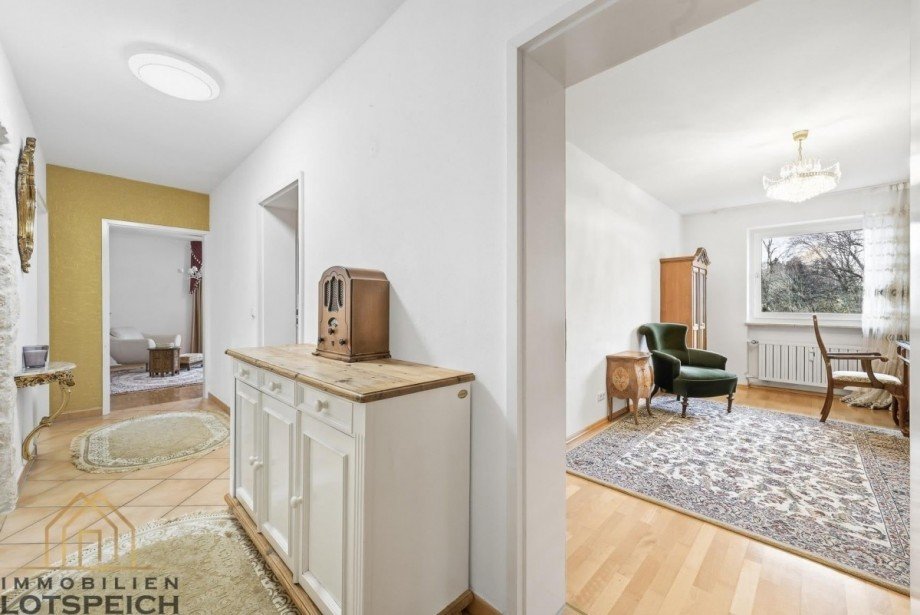 Flur-Kind Etagenwohnung Starnberg